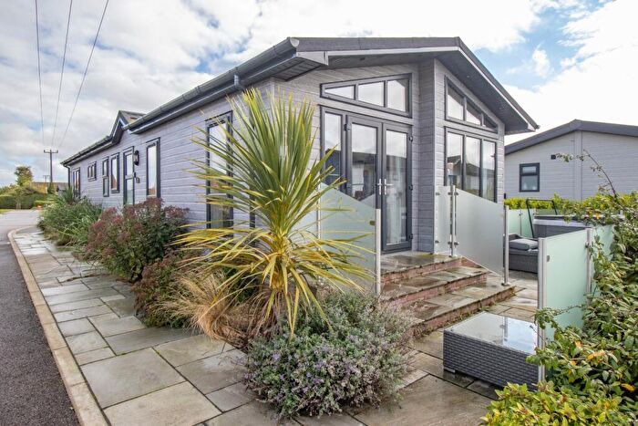 3 Bedroom Lodge For Sale In Creake Road, Burnham Market, King's Lynn, Norfolk, PE31