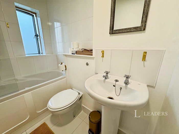 1 Bedroom Apartment To Rent In Boulevard House, BN1