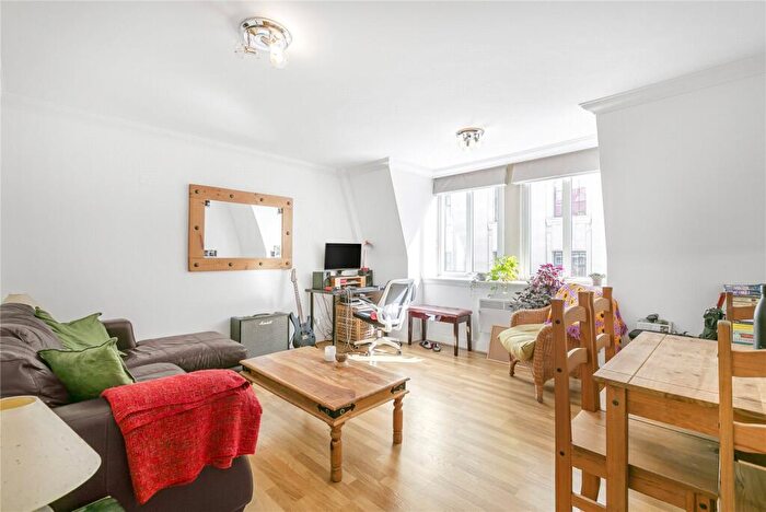 1 Bedroom Apartment To Rent In Carthusian Street, London, EC1M
