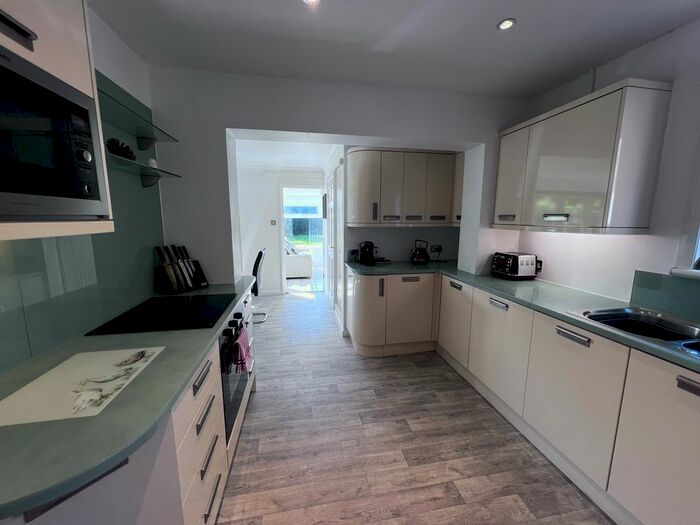 4 Bedroom Property To Rent In Littlestone Road, Littlestone, New Romney, TN28