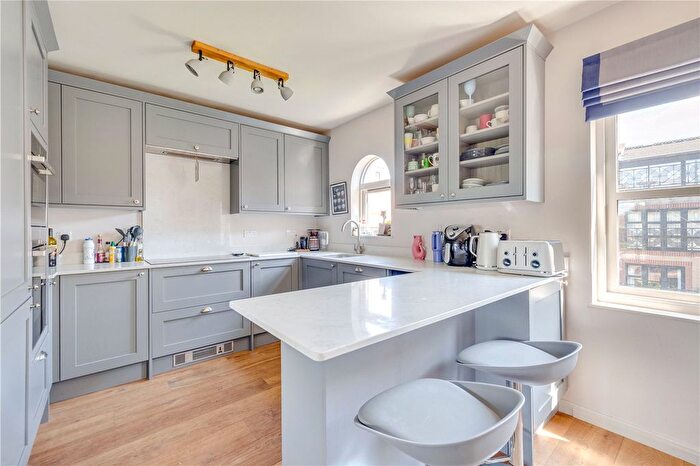 3 Bedroom Flat To Rent In Chancellors Wharf, Crisp Road, London, W6