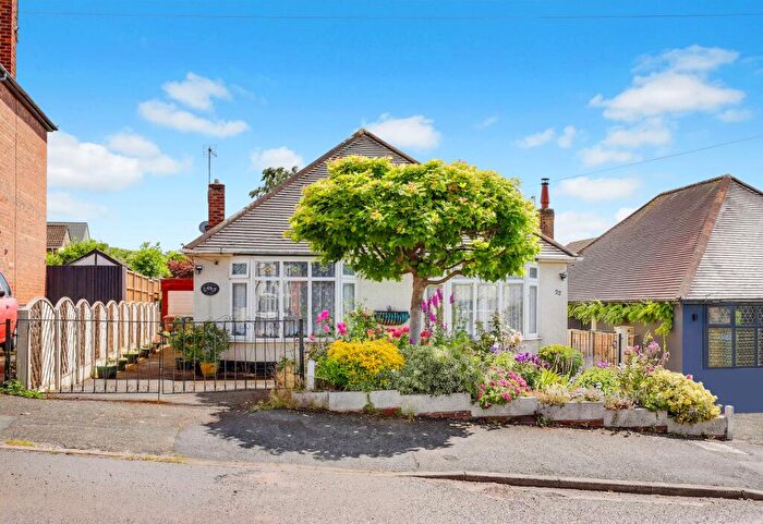 2 Bedroom Detached Bungalow For Sale In Grange View Road, Gedling, NG4