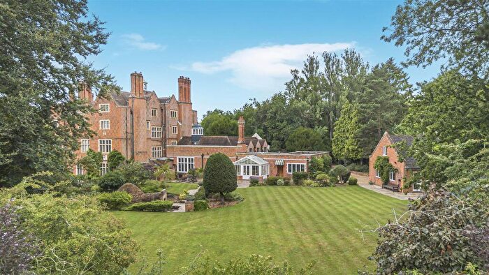 5 Bedroom Country House For Sale In Blakesware Manor, Wareside, SG12