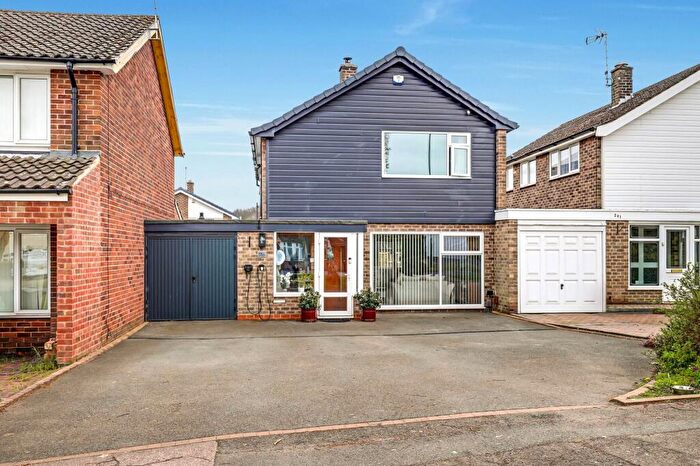 3 Bedroom Detached House For Sale In Bramcote Lane, Nottingham, NG8