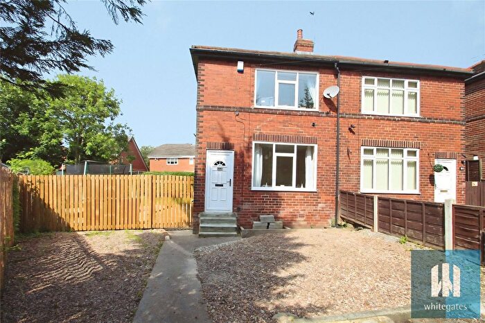 3 Bedroom Semi-Detached House To Rent In Nevison Avenue, Pontefract, West Yorkshire, WF8