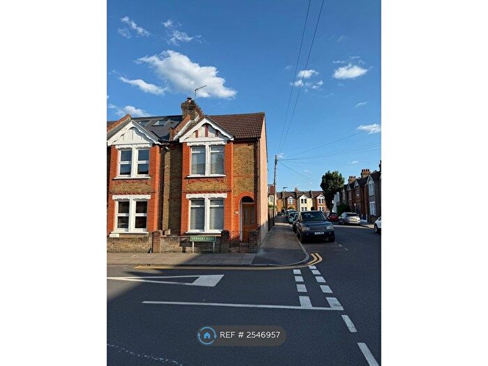 2 Bedroom End Of Terrace House To Rent In Herbert Road, Bromley, BR2