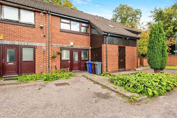1 Bedroom Flat For Sale In Ambrose Gardens, West Didsbury, Manchester, Greater Manchester, M20