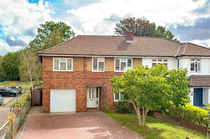 5 Bedroom Semi-Detached House For Sale In Sherwood Avenue, St. Albans, Hertfordshire, AL4
