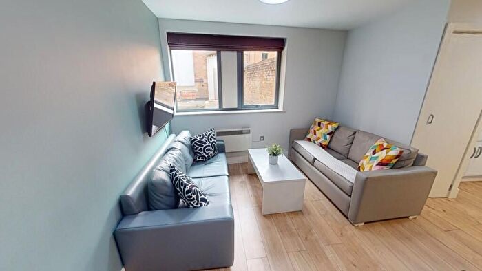 4 Bedroom Flat To Rent In Woolpack Lane, Nottingham, NG1