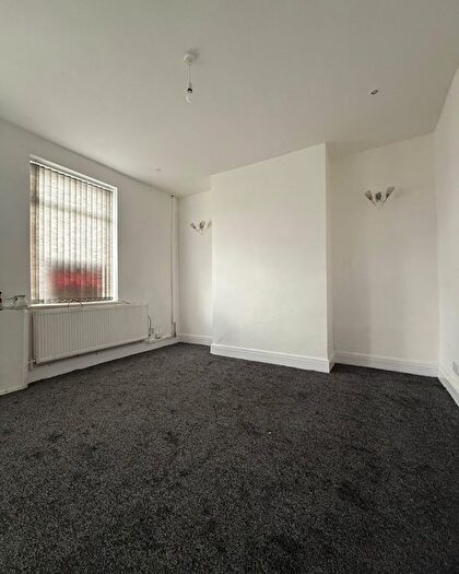 3 Bedroom Terraced House To Rent In Copster Hill Road, Oldham, OL8