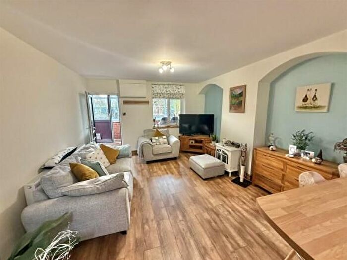 2 Bedroom Semi-Detached House For Sale In Trefriw, LL27