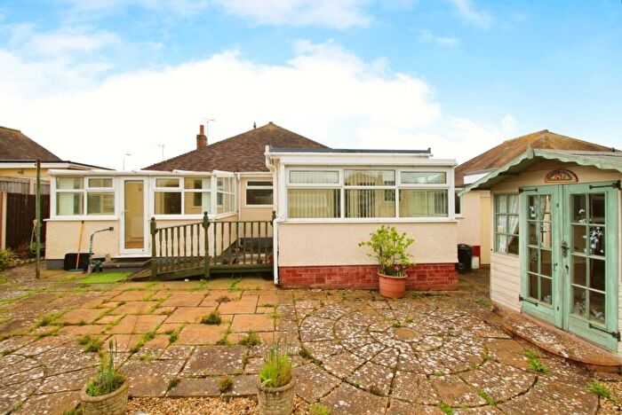 2 Bedroom Bungalow For Sale In Ffordd Cae Glas, Rhuddlan, Denbighshire, LL18