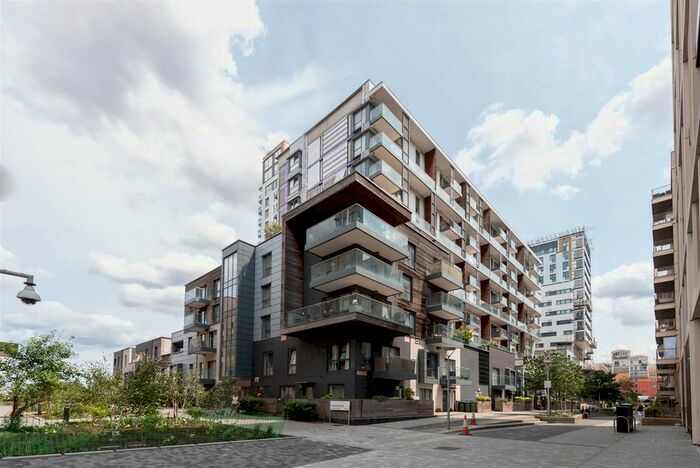 2 Bedroom Flat To Rent In Barge Walk, London, SE10