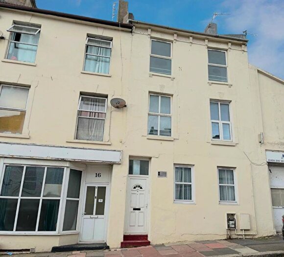 3 Bedroom Maisonette To Rent In Tower Road, St. Leonards-On-Sea, TN37