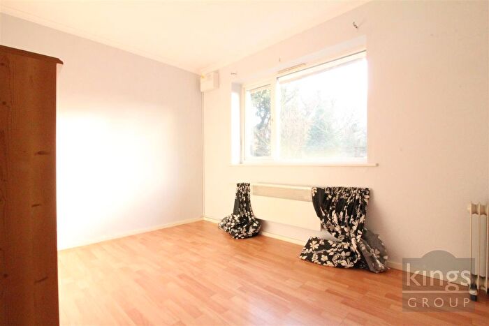 1 Bedroom Flat For Sale In Crouch Court, Harlow, CM20