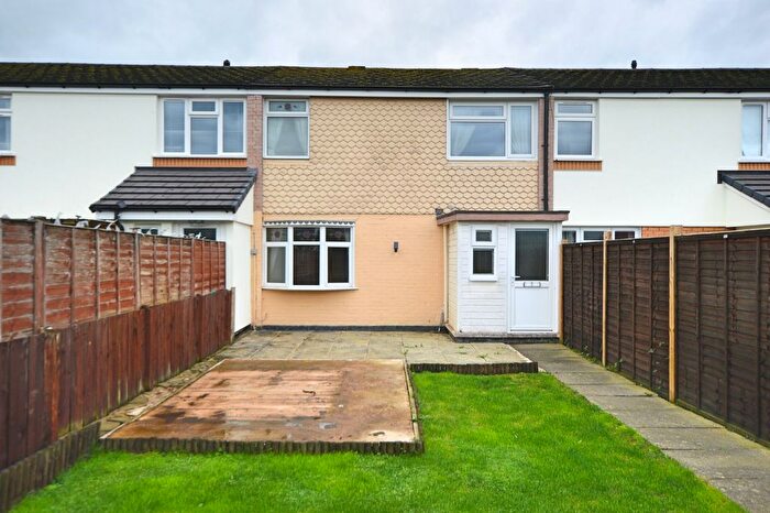 3 Bedroom Terraced House For Sale In Swallow Drive, Newtown, Powys, SY16