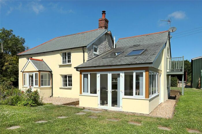 3 Bedroom Detached House For Sale In Clawton, Holsworthy, EX22