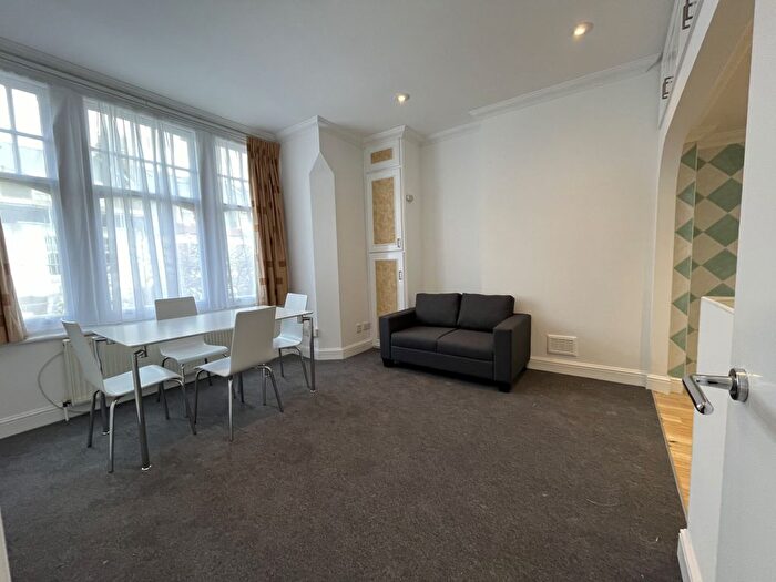 1 Bedroom Flat To Rent In Howitt Road, London, NW3
