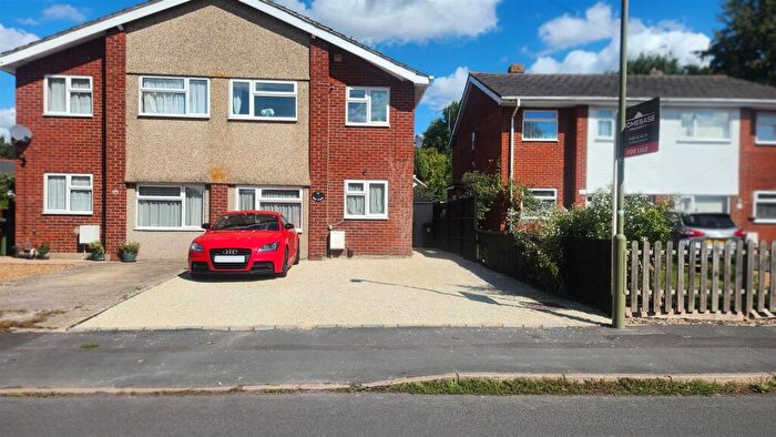 3 Bedroom Semi-Detached House For Sale In Cross Road, Cholsey, OX10