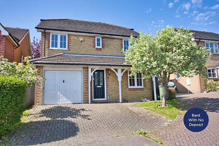 4 Bedroom Detached House To Rent In St. Marys Close, Folkestone, CT18
