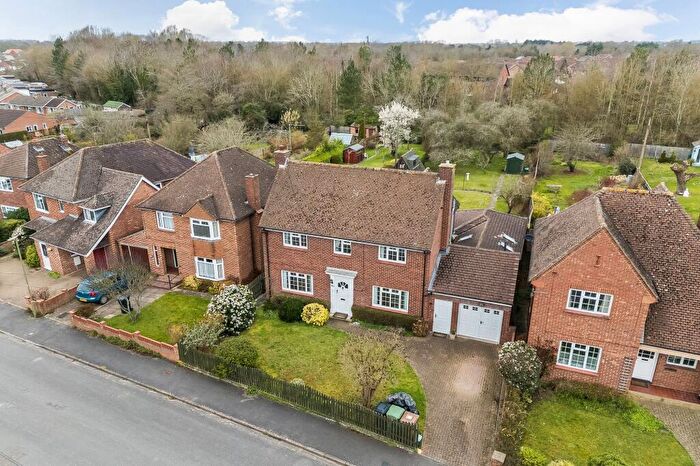 4 Bedroom Detached House For Sale In South Avenue, Abingdon, OX14