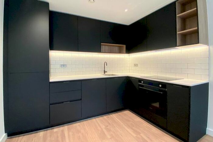 1 Bedroom Flat To Rent In Beaufort Square, London, NW9