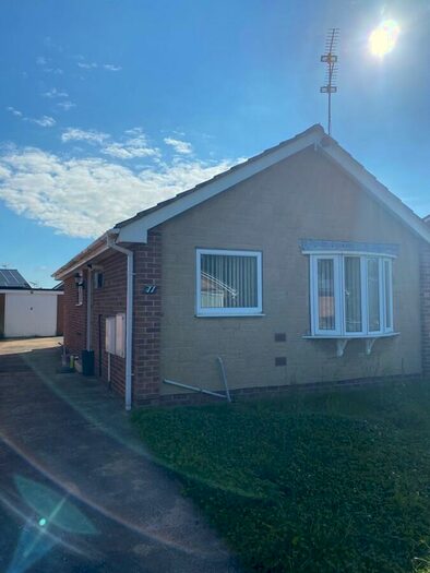 2 Bedroom Detached Bungalow To Rent In Grampian Way, Thorne, Yorkshire, DN8