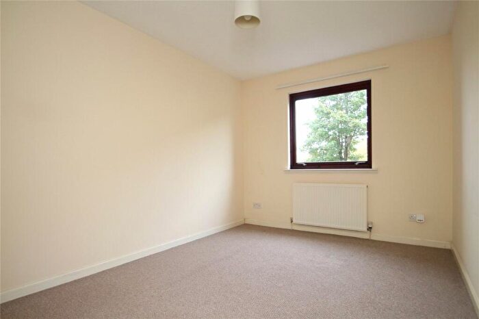 2 Bedroom Flat For Sale In Houston Road, Bridge Of Weir, PA11