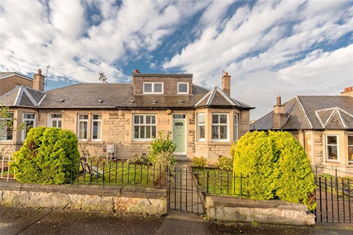 4 Bedroom Semi Detached House For Sale In Britwell Crescent, Edinburgh, EH7