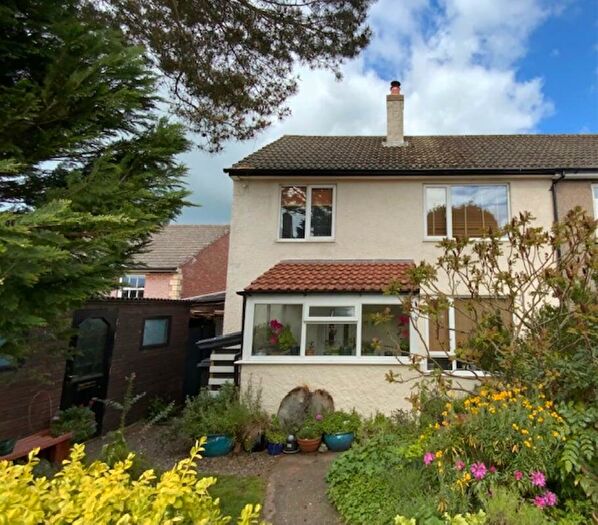 3 Bedroom End Of Terrace House For Sale In Stanley Road, Brampton, CA8
