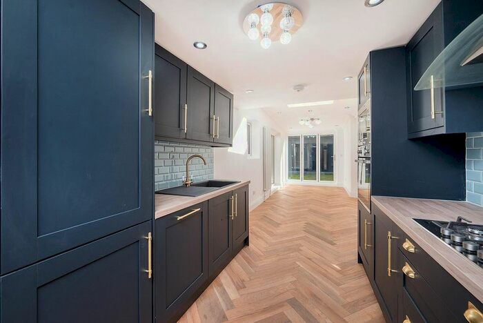 4 Bedroom Property To Rent In Murchison Road, London, E10