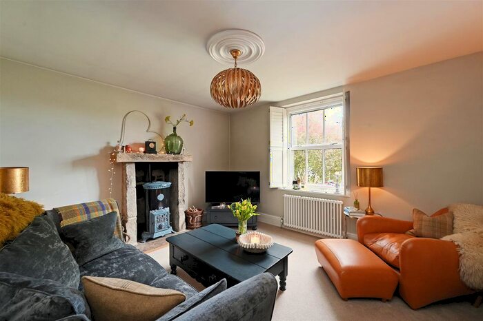 4 Bedroom Detached House For Sale In Hagg House, Ladybower, Hope Valley, S33