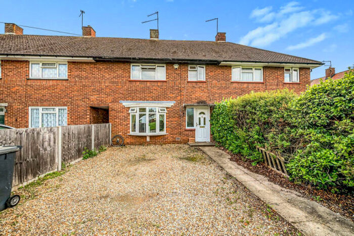 3 Bedroom Terraced House To Rent In Phipps Road, Burnham, Berkshire, SL1