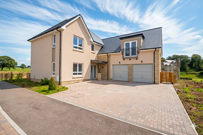 4 Bedroom Villa For Sale In Thomas Howie Drive, Dunlop, KA3