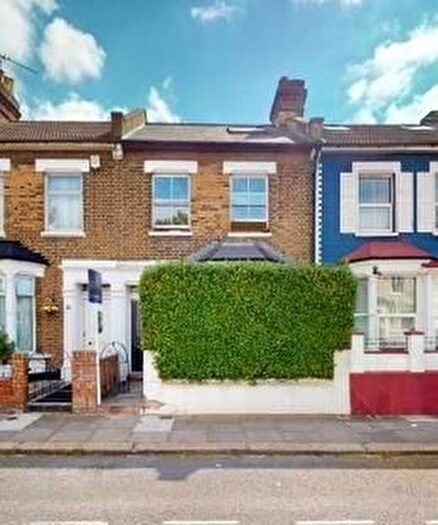 3 Bedroom Terraced House For Sale In Letchford Gardens, College Park, London, NW10