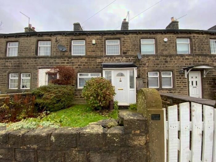 2 Bedroom Cottage To Rent In Shay Gate, Haworth Road, Wilsden, BD15