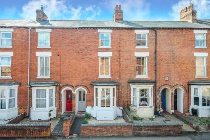 4 Bedroom Terraced House To Rent In Prospect Road, Banbury, OX16