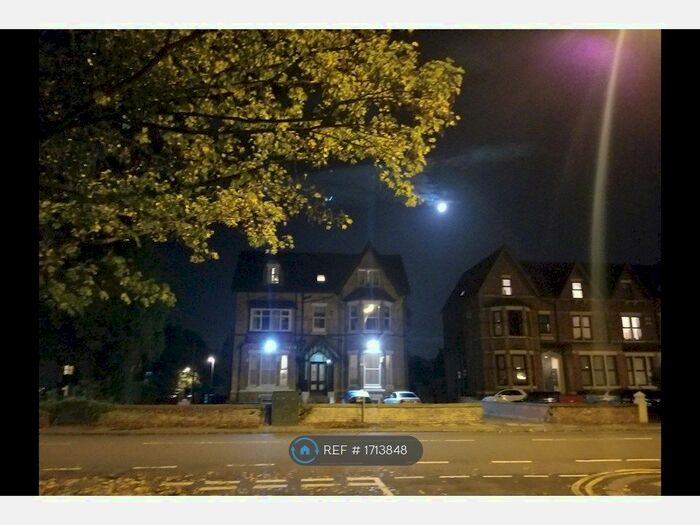 1 Bedroom Flat To Rent In Palatine Road, Manchester, M20