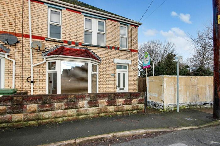 3 Bedroom End Of Terrace House For Sale In Coronation Street, Barnstaple, Devon, EX32