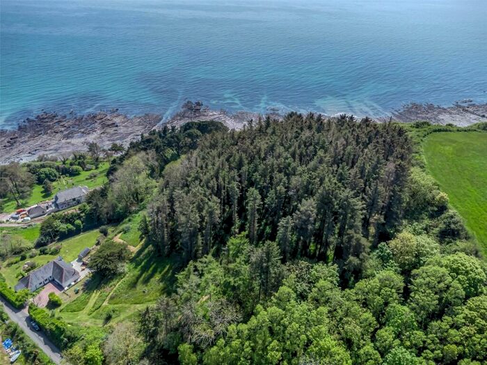 4 Bedroom Bungalow For Sale In Braddel Lodge, Looe Hill, Seaton, Cornwall, PL11