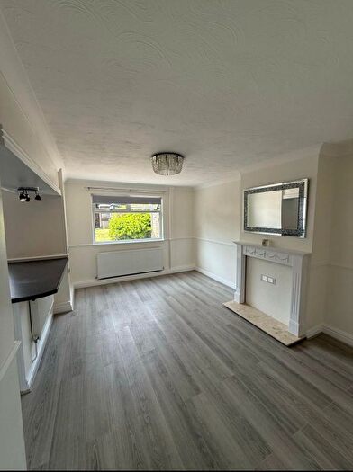 2 Bedroom Property To Rent In Herons Wood, Harlow, Essex, CM20
