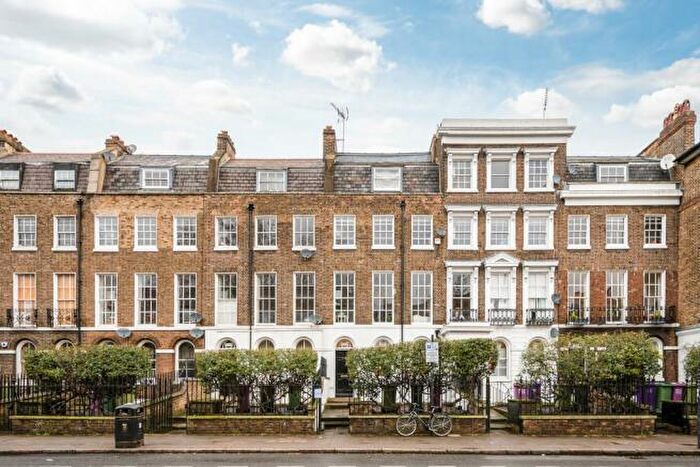 1 Bedroom Flat To Rent In Hackney Road, London, E2