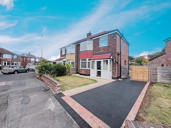 3 Bedroom Property To Rent In Brookhead Drive, Cheadle, SK8
