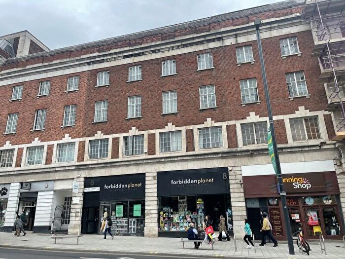 1 Bedroom Apartment To Rent In The Headrow, LS1