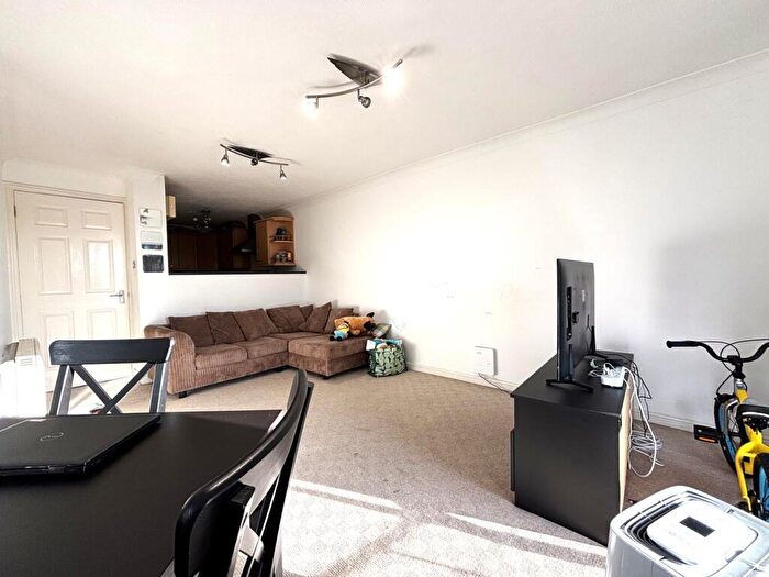 2 Bedroom Apartment To Rent In South Fifth Street, Milton Keynes, MK9