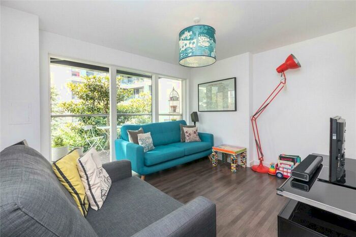 2 Bedroom Flat To Rent In Dance Square, Clerkenwell, EC1V