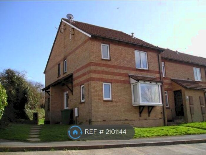 2 Bedroom End Of Terrace House To Rent In Holebay Close, Plymstock, PL9