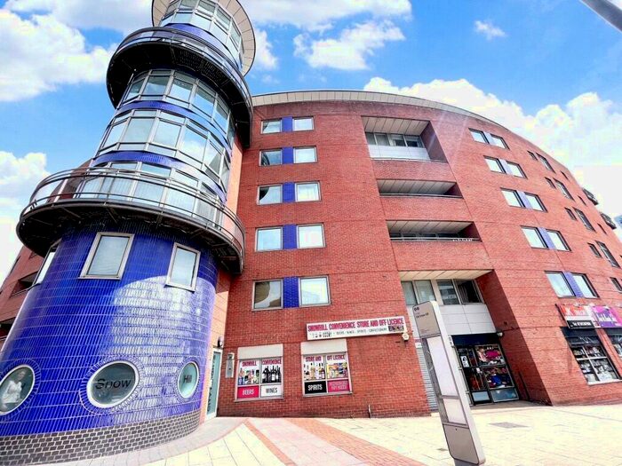 2 Bedroom Flat To Rent In City Heights, Old Snow Hill, Birmingham, West Midlands, B4