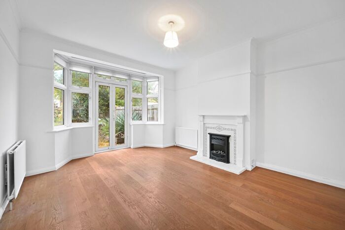 4 Bedroom Property To Rent In Holland Avenue, SW20