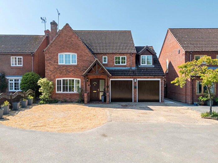 5 Bedroom Detached House For Sale In Chatsworth Drive, Market Harborough, LE16